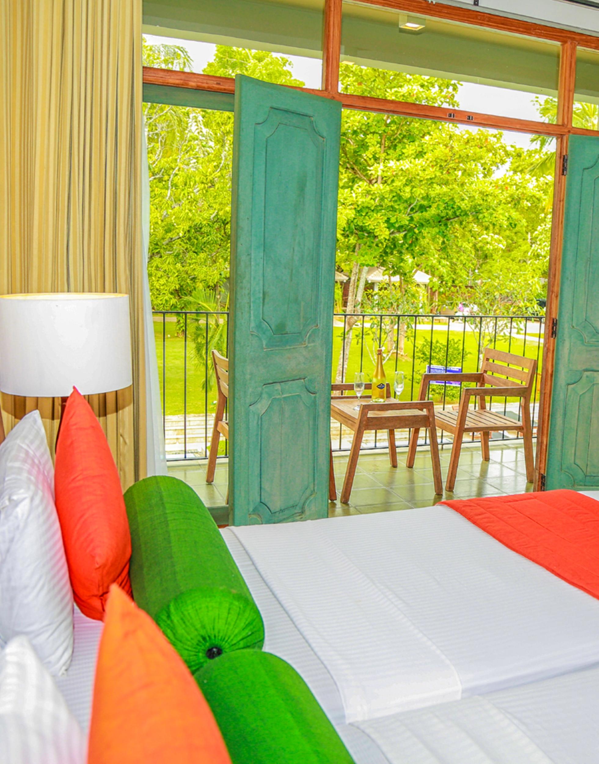 Fresco Water Villa Сигирия Екстериор снимка